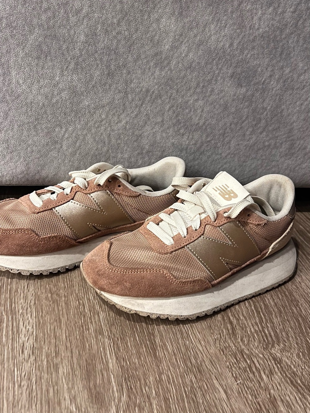 New Balance Women’s Blush Pink & Metallic Gold Low-Top Sneakers